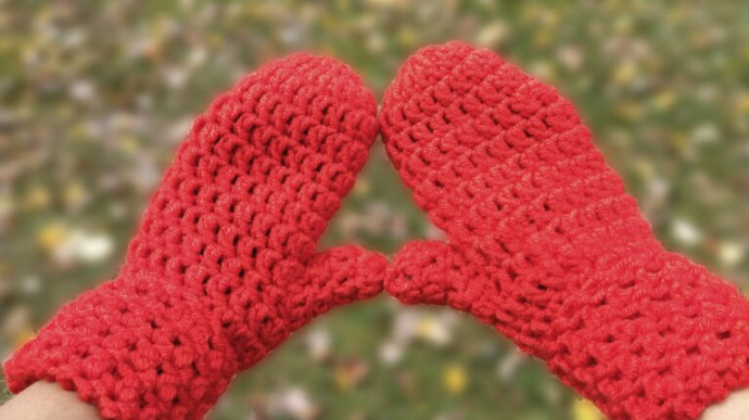 ​Simple Crochet Mittens