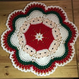 Helping our users. ​Crochet Santa Doily.