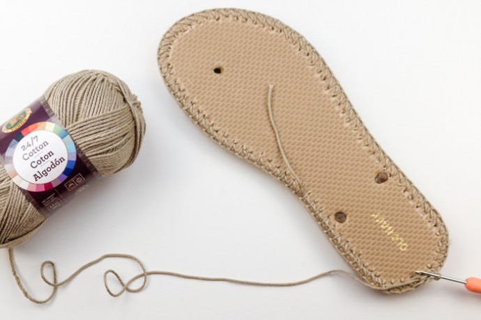 Helping our users. ​Crochet Summer Shoes.