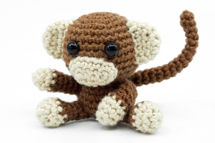 Inspiration. Crochet Amigurumi Monkeys.