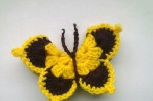 Create Your Own Vibrant Summer Plaid with Beautiful Butterfly Decoration Create Your Own Vibrant Summer Plaid with Beautiful Butterfly Decoration