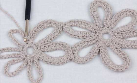 Complete Guide to Crochet a Beautiful Beige Shawl with Motif Patterns Complete Guide to Crochet a Beautiful Beige Shawl with Motif Patterns
