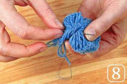 How to Create a Beautiful Crochet Rose Using Light-Blue Twist Yarn How to Create a Beautiful Crochet Rose Using Light-Blue Twist Yarn