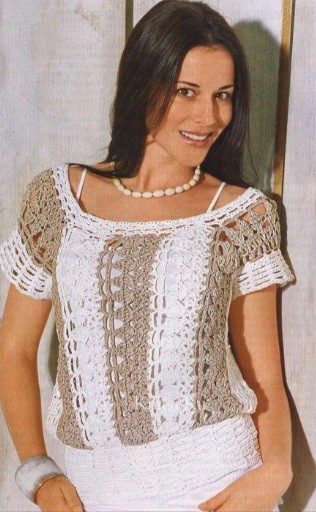 Crochet Pullover with Vertical Stripes Crochet Pullover with Vertical Stripes
