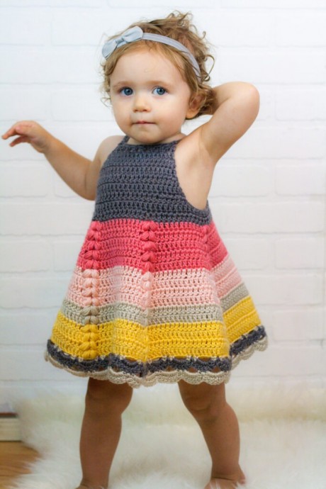 ​Helping our users. Crochet Toddler Dress.