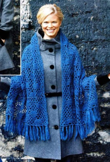 ​Crochet Blue Shawl