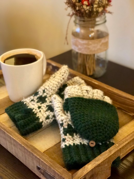 Helping our users. ​Crochet Fingerless Mittens with Flap.