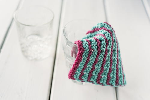 ​Incredibly Easy Knit Dishcloth