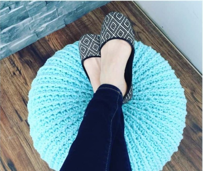 Inspiration. Crochet Poufs.