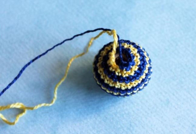 ​Crochet Cover for Bead