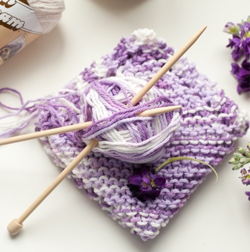 Helping our users. ​Grandma’s Knitted Dishcloth.