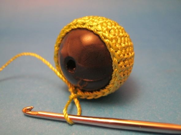 Crochet Cover for Bead