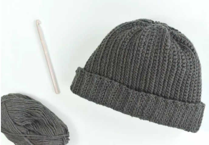 Helping our users. ​Simple Crochet Men’s Hat.