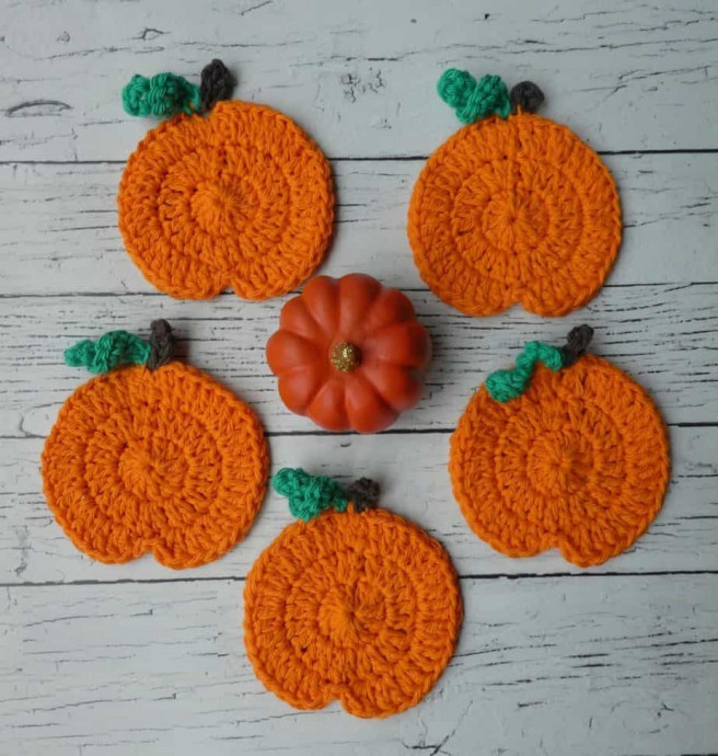 ​Crochet Pumpkin Coasters