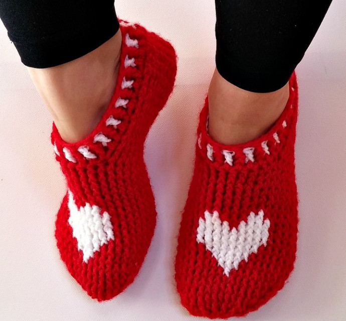 ​Valentines Crochet Slippers