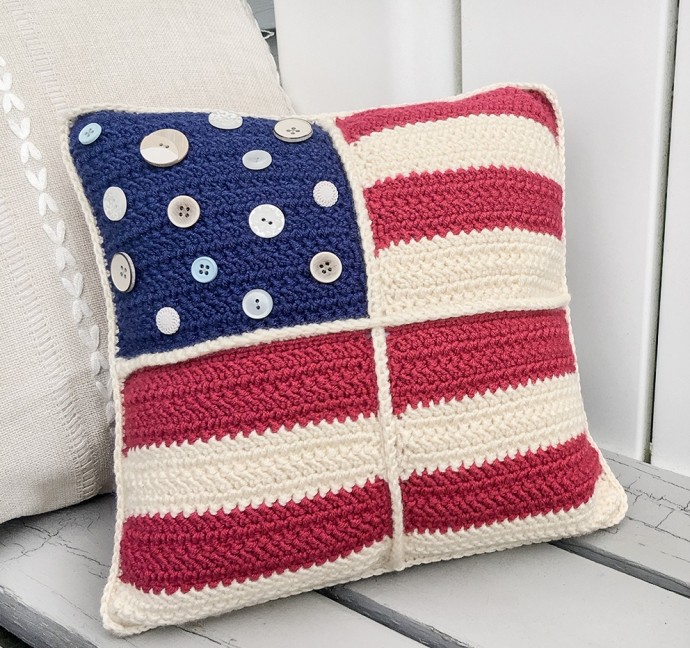 ​Crochet American Flag Pillow Cover