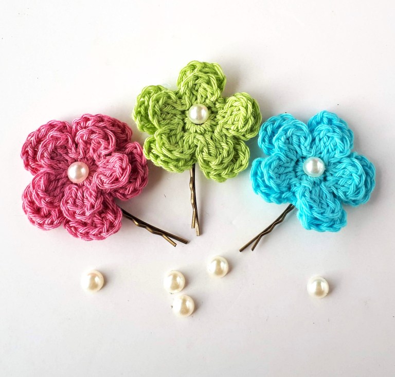 ​Hair Clips with Crochet Flowers