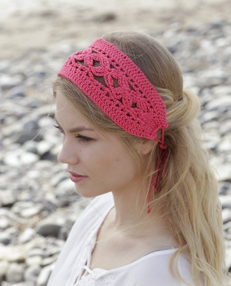 Helping our users. ​Nice Crochet Headband.