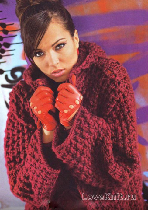 Step-by-Step Guide to Crafting a Beautiful Burgundy Ushya Yarn Sweater