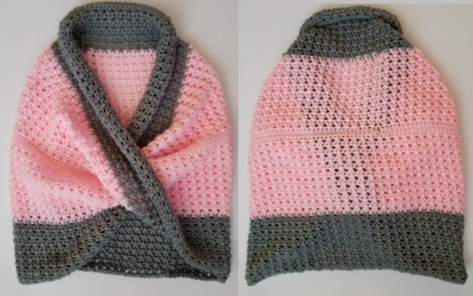 Helping our users. ​Crochet Mobius Wrap.