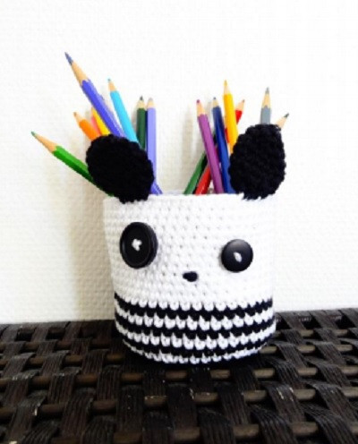 ​Small Panda Basket