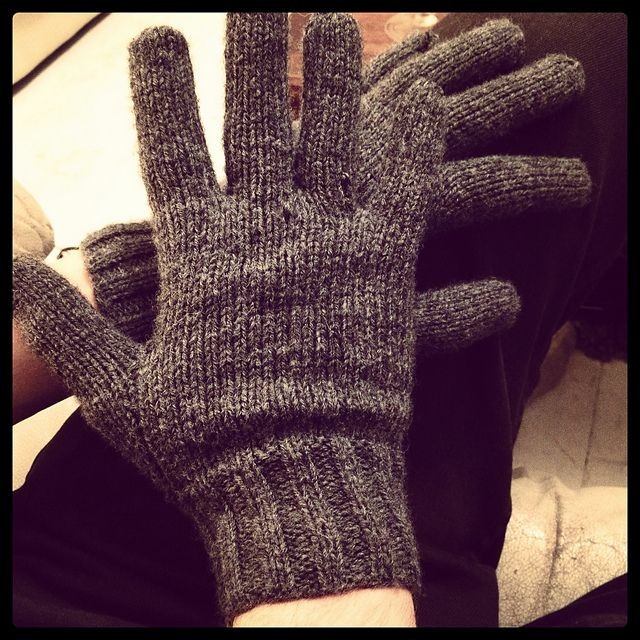 Inspiration. Knit Gloves.