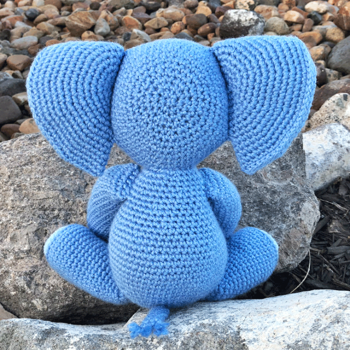 Helping our users. ​Cute Amigurumi Elephant.