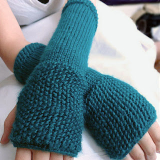 ​Seeded Knit Fingerless Gloves