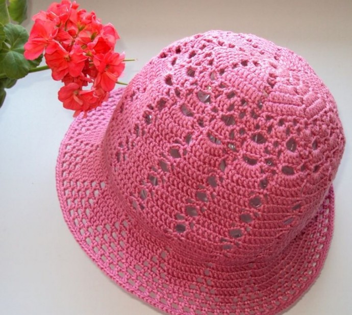 ​Girl’s Crochet Hat