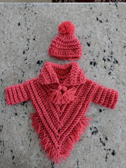 Inspiration. Crochet Baby Poncho.