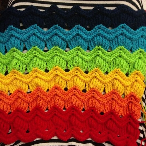 ​Rainbow Crochet Zigzag Stitch