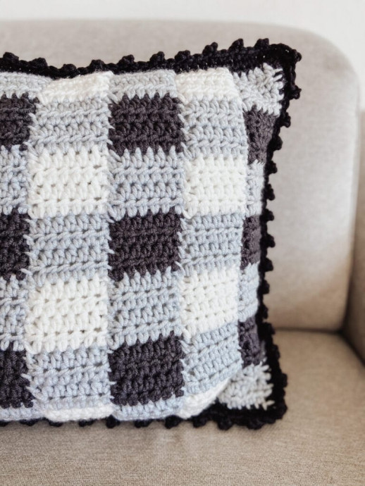 ​Crochet Pillow Case with Squares