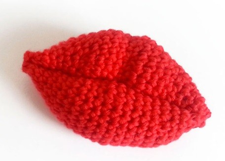 Helping our users. ​Crochet Amigurumi Kiss.