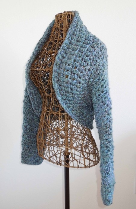 Helping our users. ​Crochet Bolero Jacket.