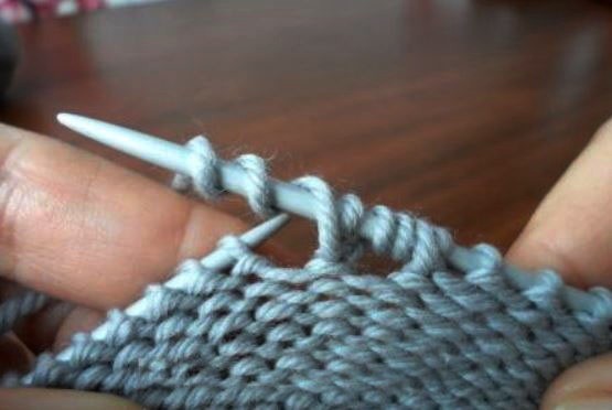 ​Moth Knit Stitch