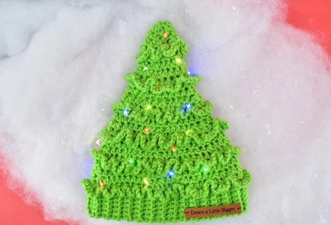 ​Crochet Christmas Tree Beanie