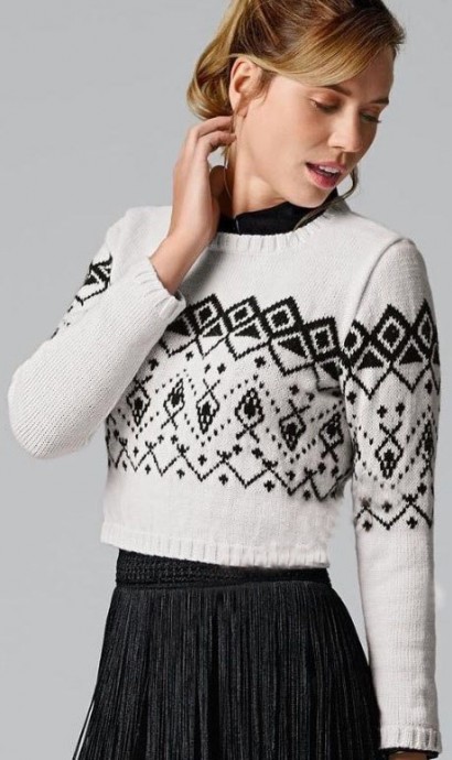 ​Black and White Short Jacquard Jumper