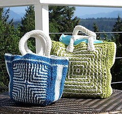 Helping our users. ​Crochet Summer Bag.