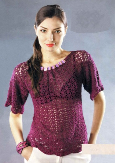 ​Crochet Burgundy Blouse