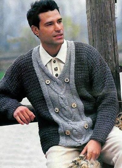 Men’s Knit Pullover with Central Cable Men’s Knit Pullover with Central Cable