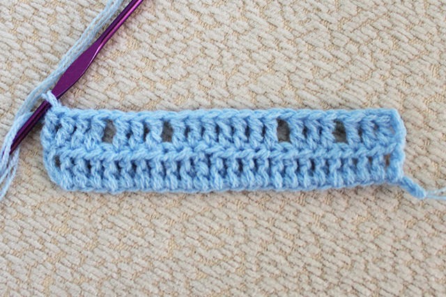 ​Crochet Interlaced Cords Stitch