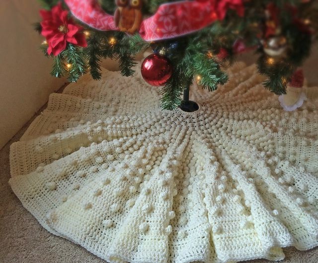 Creative Inspiration for Beautiful Christmas Tree Skirts to Enhance Your Holiday Decor Creative Inspiration for Beautiful Christmas Tree Skirts to Enhance Your Holiday Decor