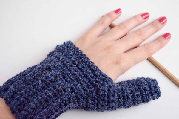 Complete Guide to Crocheting a Beautiful Mitten with Baby Alpaca Yarn Complete Guide to Crocheting a Beautiful Mitten with Baby Alpaca Yarn