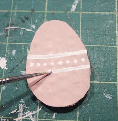 Easter Cardboard Wreath Easter Cardboard Wreath