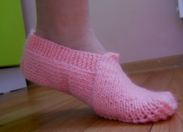 ​Cozy Knit Slippers