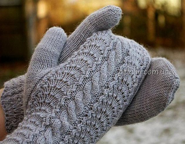 Warm Cabled Mittens