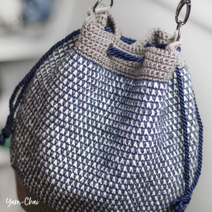 Helping our users. ​Crochet Mosaic Bucket Bag.