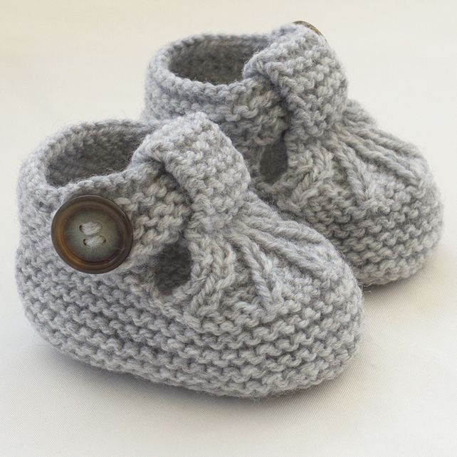 Inspiration. Knit Baby Booties.