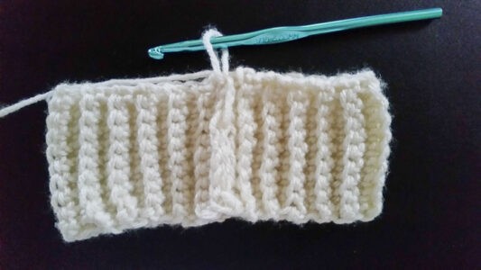 Helping our users. ​Crochet Boot Cuff with a Bow.