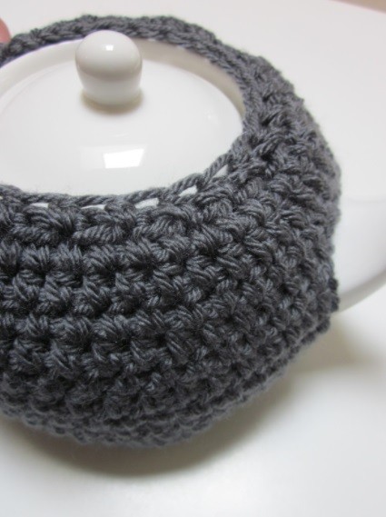 Helping our users. Crochet Teapot Cover with Roses. Helping our users. Crochet Teapot Cover with Roses.